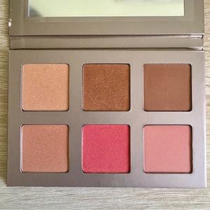ICONIC London Blaze Chaser Face Palette